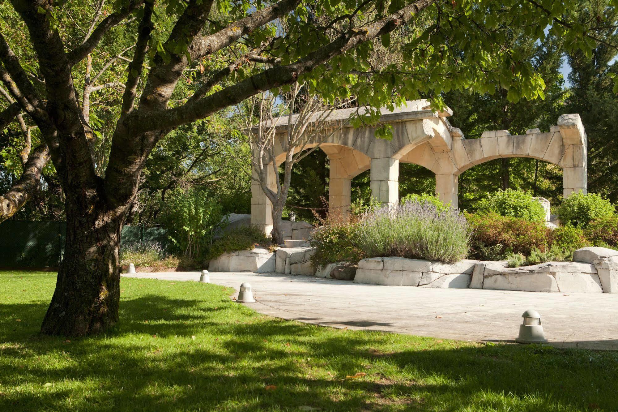 Hotel Don Carlos 2*